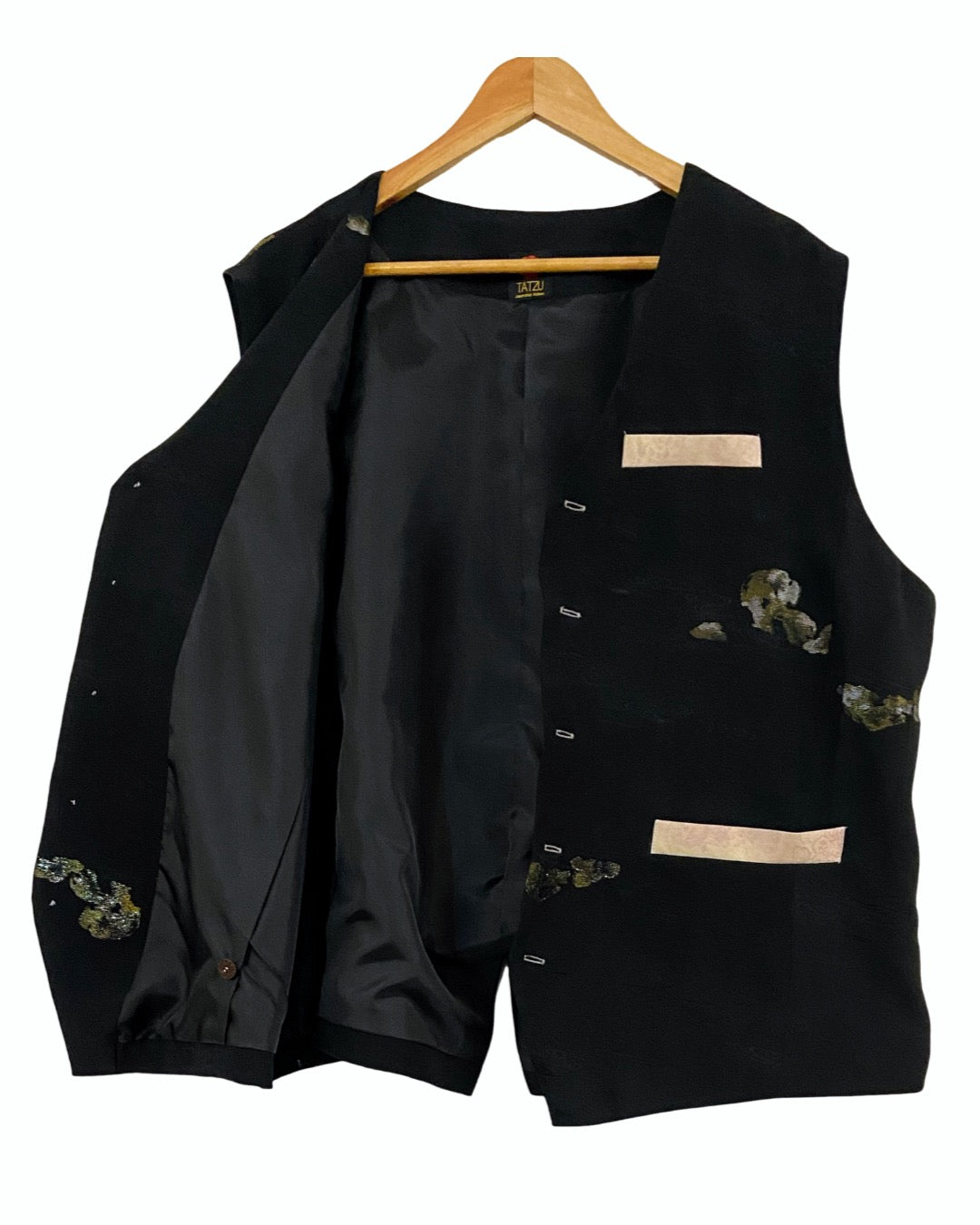 TATZU 着物リメイク 黒影 ジレ / Remade Kimono Kuro Shadow Gilet