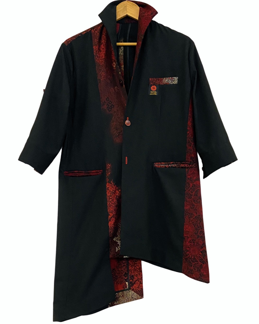 TATZU 着物リメイク スタンドカラー アシンメトリー バイカラー ロングジャケット｜Crimson Static Obsidian / Remade Kimono Stand Collar Asymmetry Bi-Color Long Jacket