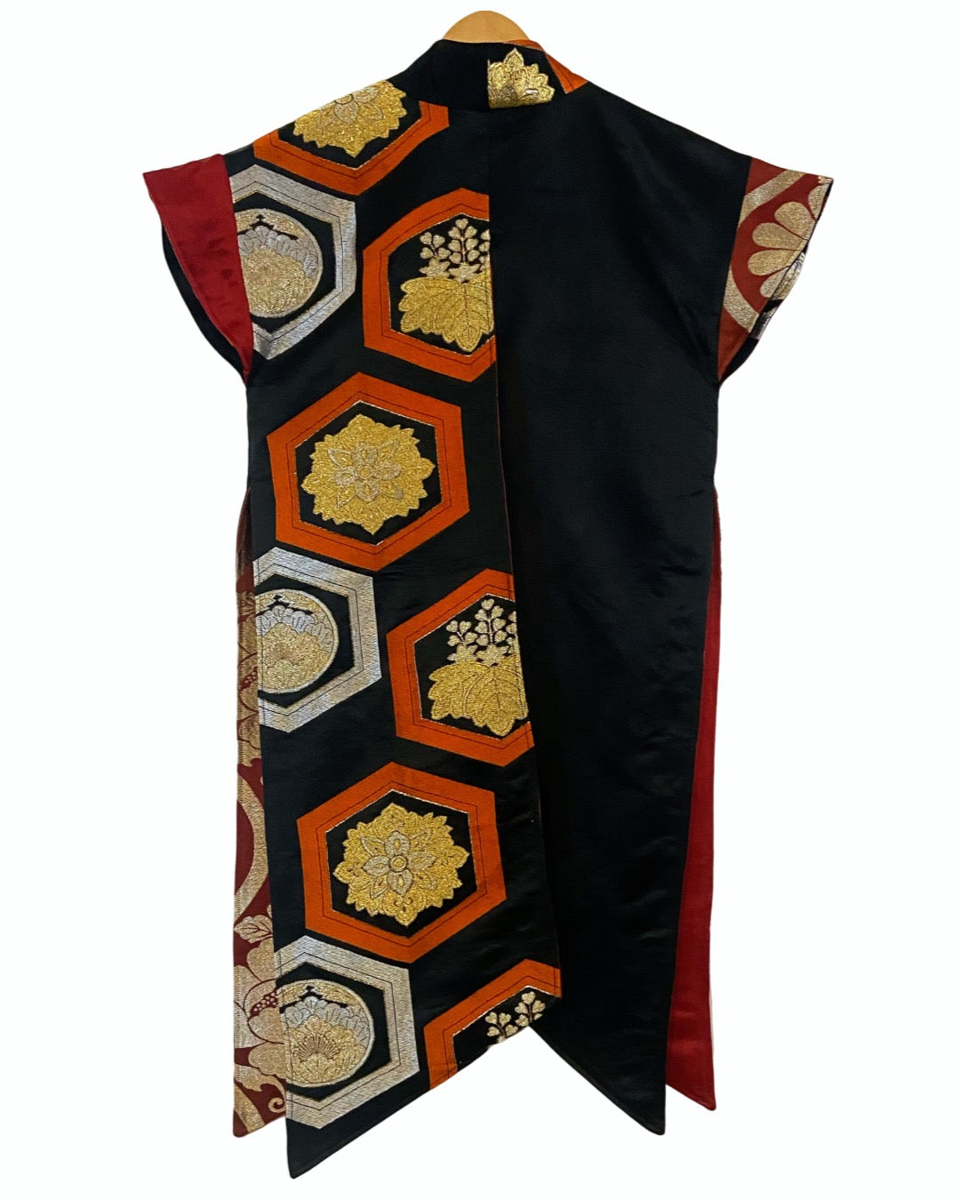 TATZU 黒帯リメイク リバーシブル アシンメトリー ウォリアーガウン - Edition Ⅱ / Remade Kuro-Obi Reversible Asymmetry Warrior Gown