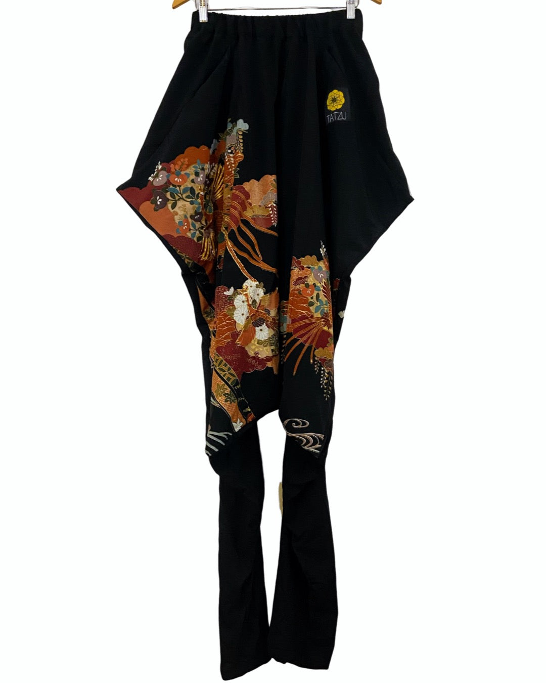 TATZU 黒留袖リメイク サルエルパンツ  / Remade Kurotomesode Sarouel Pants｜Made to Order