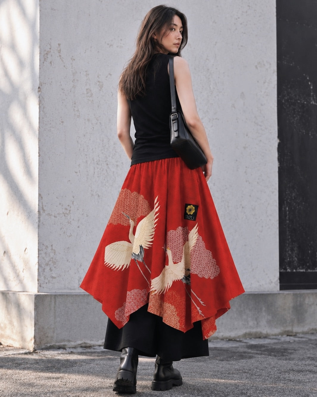 NEO SAMURAI Asymmetric Drape Skirt Pants | Vermilion × Cranes