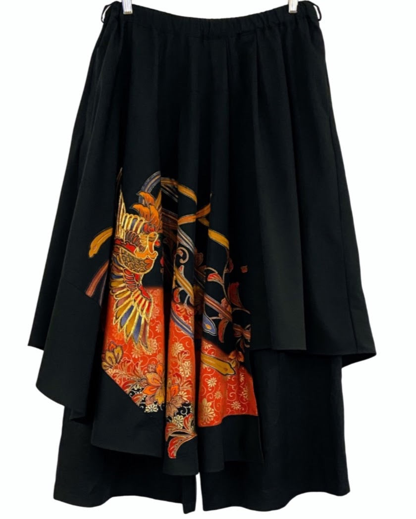 TATZU 黒留袖リメイク アシンメトリー ドレープレイヤード ワイドスカート インナーパンツ付  / Remade Kurotomesode Asymmetric Draped Layered Wide Skirt with Pants｜Made to Order