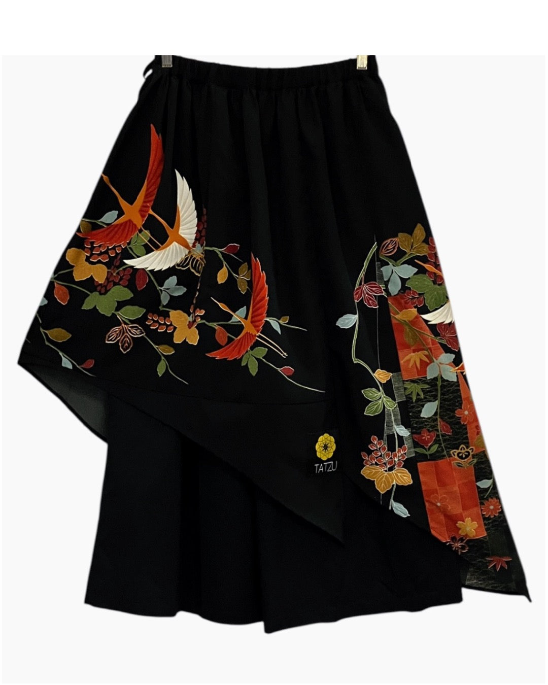 NEO SAMURAI アシンメトリー ドレープ スカートパンツ｜黒 × 鶴