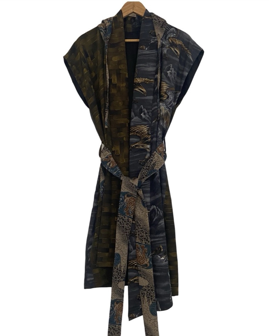 TATZU 着物リメイク アシンメトリー ガウンパーカー｜Shadow Eagle / Remade Kimono Asymmetry Gown Hoodie