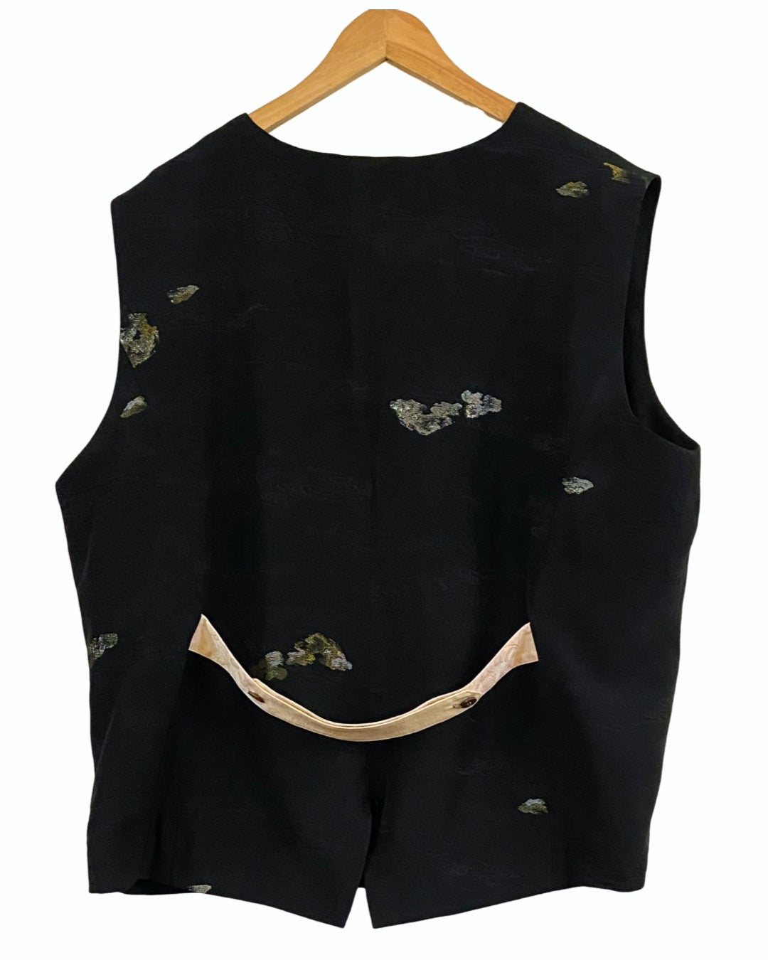 TATZU 着物リメイク 黒影 ジレ / Remade Kimono Kuro Shadow Gilet